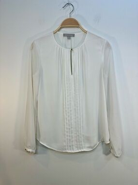 Banana Republic Ivory Blouse Pleated Accent Gold Button at Neck Cuffs Petite XS